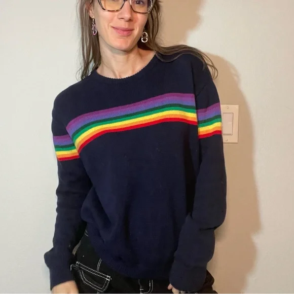 SOLD IN LIVE SHOW Brandy Melville Rainbow pullover sweater - Picture 3 of 6